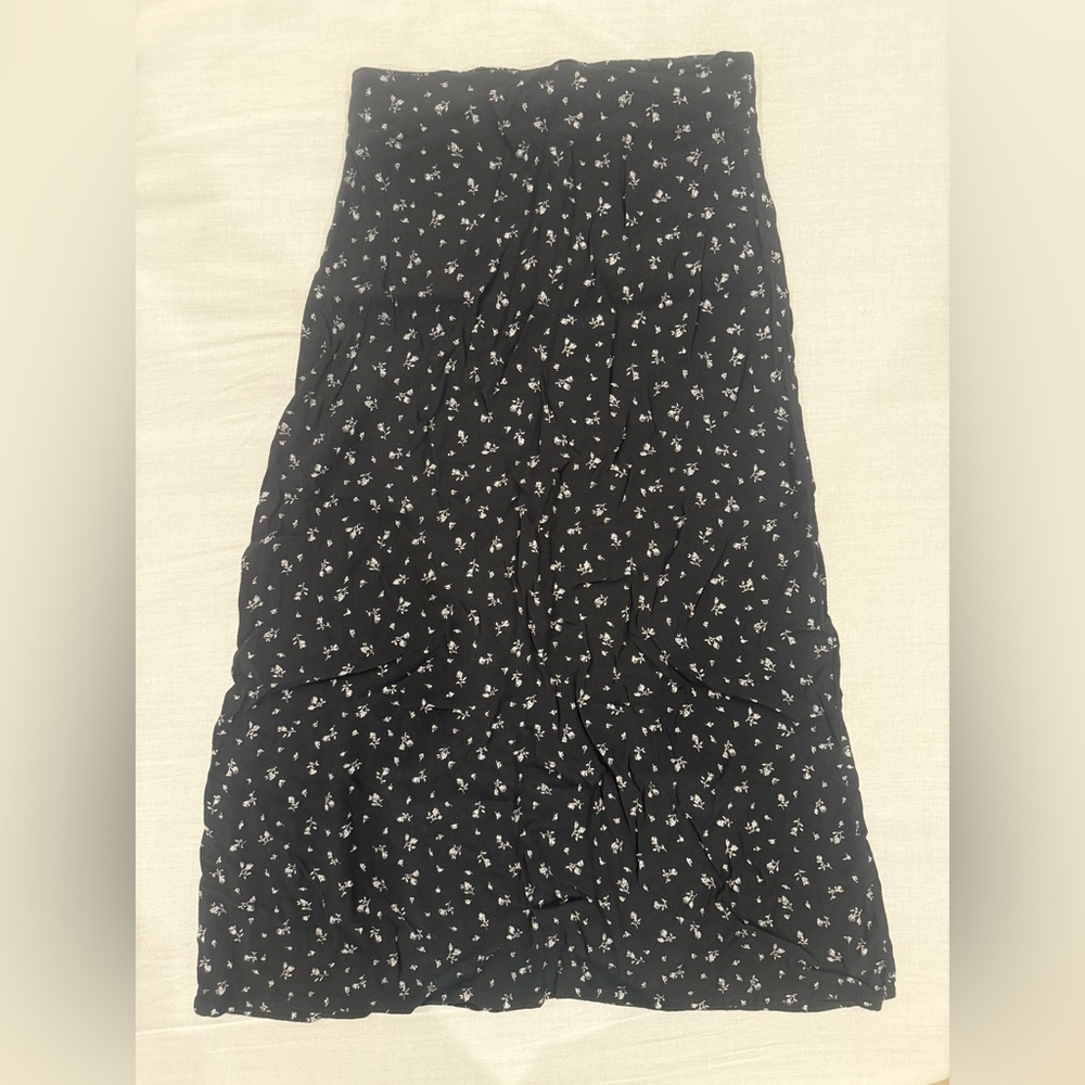 Brandy Melville Floral Skirt
